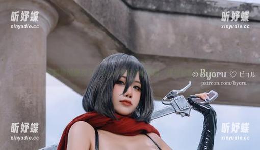 在旗袍的裹挟下：Byoru写真集原图，撩拨你的想象力