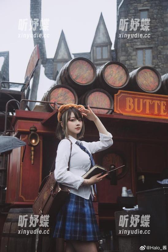 打开Halo_酱的粉色箱子：cos合集，里面藏了多少奇怪的角色啊？