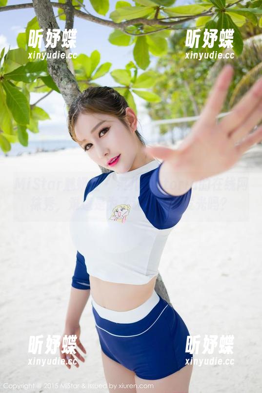 MiStar魅妍社-果儿Victoria MiStar魅妍社 - 果儿Victoria的在线网袜秀,难道是为了让小腿也发光吗?