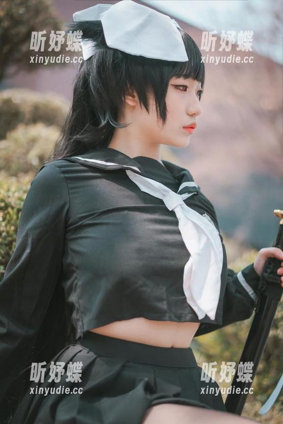 Mimmi(밈미)的“白色”：私拍图集，也是对白色的另类重塑
