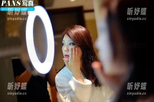 PANS写真-夏天 PANS写真 - 夏天私拍合集中的连衣裙大展风头,看来我得重新审视我的衣柜了。