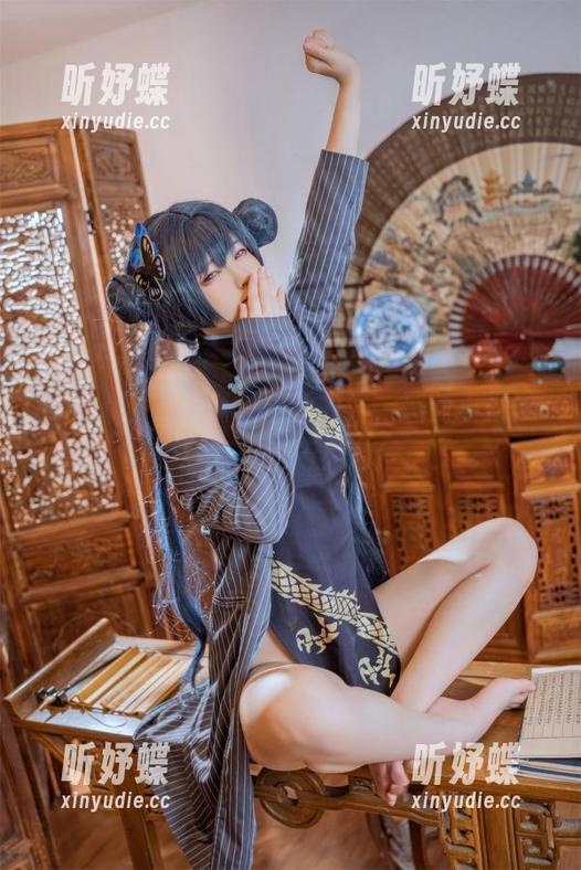 Quan冉有点饿 Quan冉有点饿的最新力作,恶堕小恶魔居然想吃巧克力!