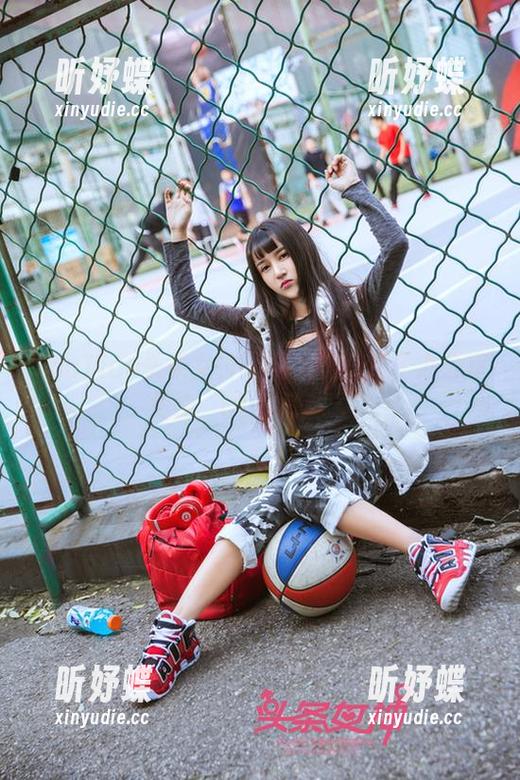 TouTiao头条女神-大蜜蜜 TouTiao头条女神 - 当大蜜蜜成了办公室女神:OL私房乱入!
