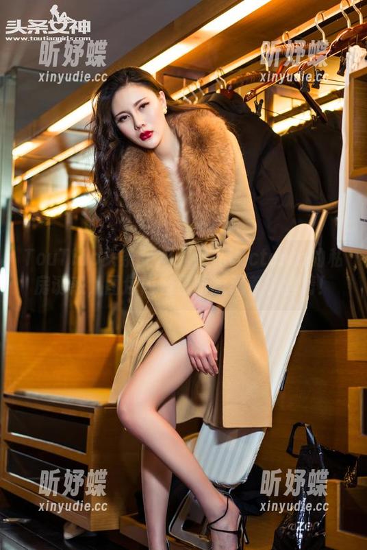 TouTiao头条女神-果儿Victoria TouTiao头条女神 - 果儿Victoria的私房诱惑,图包内容里面竟藏着小丝情!