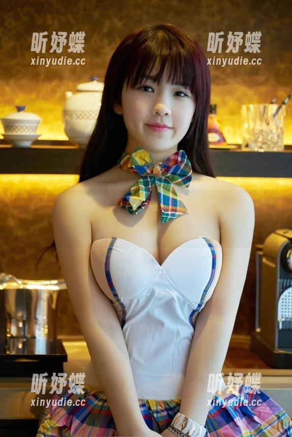 TuiGirl推女郎-王馨瑶 TuiGirl推女郎 - 媲美美食的王馨瑶,厨娘合集不止味道,还有点小期待哦!