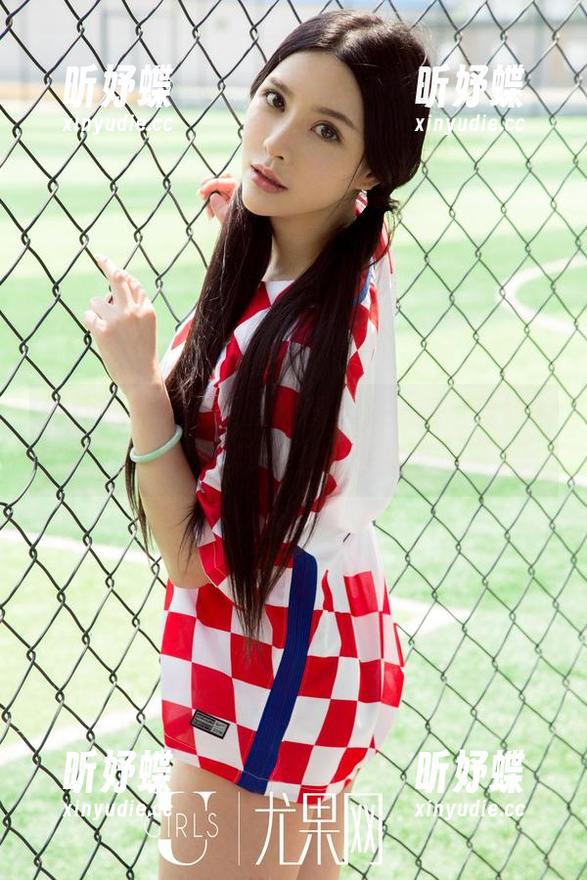 UGirls尤果网 - 挖掘图库，布莱尔昆娜的皮衣传达了什么？谁来说说