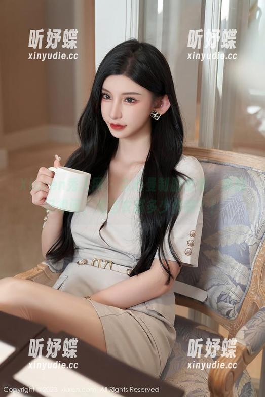 Xiuren秀人网 - 余心曼制服全集，真的好想问，光这衣服多少件啊？！