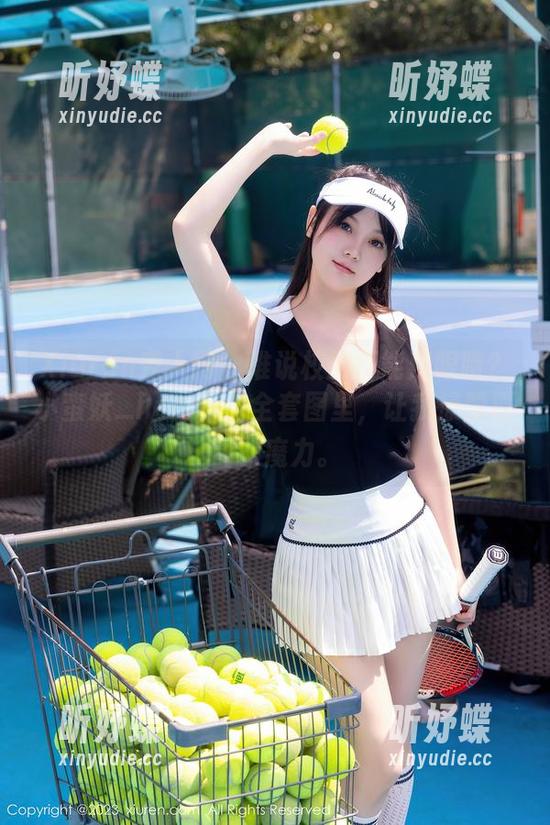 Xiuren秀人网-小蛮妖_honey Xiuren秀人网 - 谁说校服不能辣眼睛?小蛮妖_honey的全套图里,让我惊赞原图的魔力。