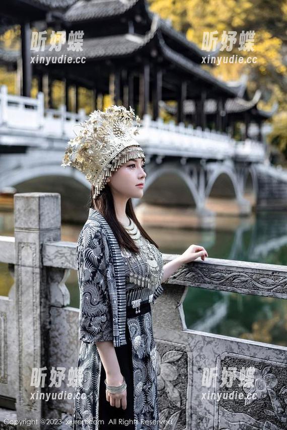 Xiuren秀人网 - 图集分享：晚苏susu的睡衣派对，谁说家里不能玩得开心？