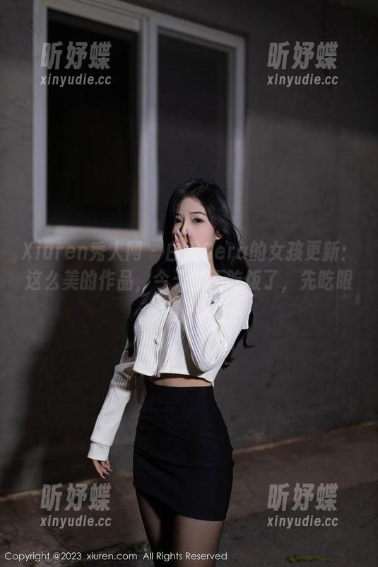 Xiuren秀人网-白微Sera Xiuren秀人网 - 白微Sera的女孩更新:这么美的作品,今天就不吃饭了,先吃眼福吧!
