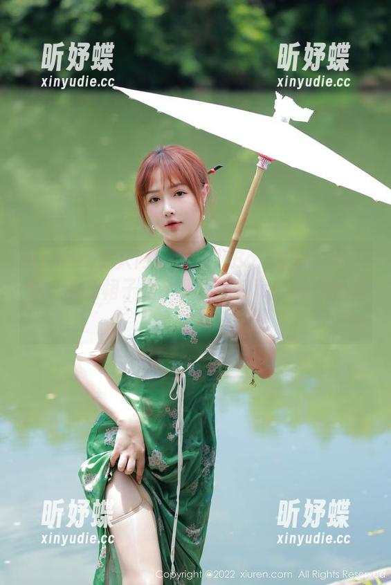Xiuren秀人网 - 萌宝儿BoA更新短裙写真，这条裙子是不是偷偷包藏了很多小心思？