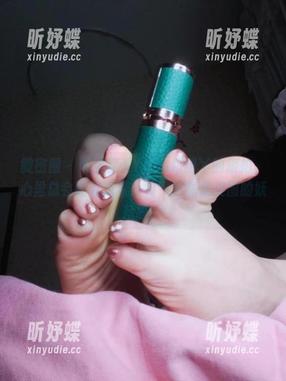 微密圈 - 每次翻看YuYu超甜丫的旅拍，心里总会默默想着：呜，这真是美图的妖精呀！