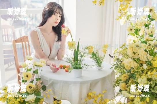 在线浏览Yuna(윤아)的SAINTPhotolife合集–说好的午后阳光呢？
