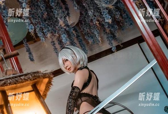 izumi泉桃子带来的2b靡烟旗袍合集，谁说穿旗袍不能有态度？