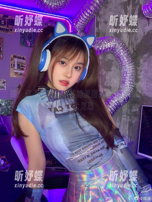 咦，这不是嘎潼学姐的美图？让壁纸也变得这么灵动
