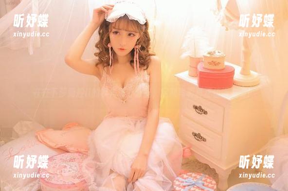 在在下萝莉控ii的视角看办公室，定制写真真正值得一看！