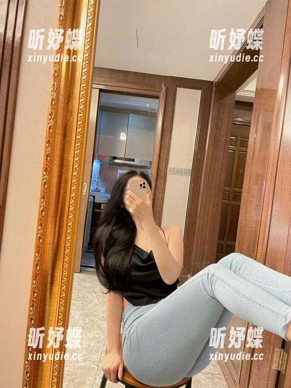 微密圈 - 左公子666，你的“可爱”是不是加了秘制调料？原图里透着一丝不测，套图私藏了多少呢？