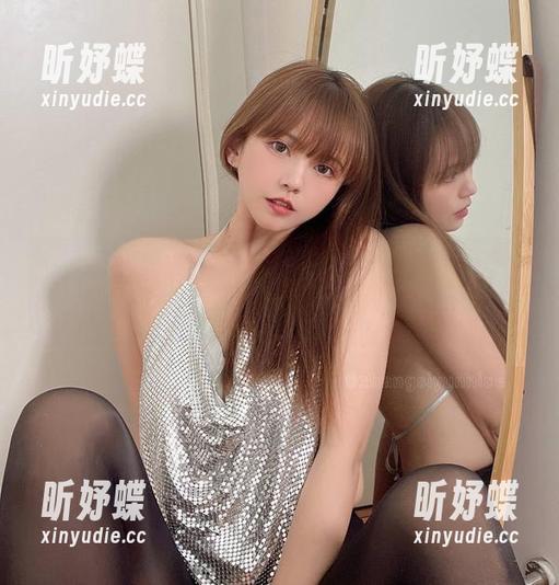 微密圈 - 把‘纯白’拍得心花怒放，张思允的私房作品真会玩！