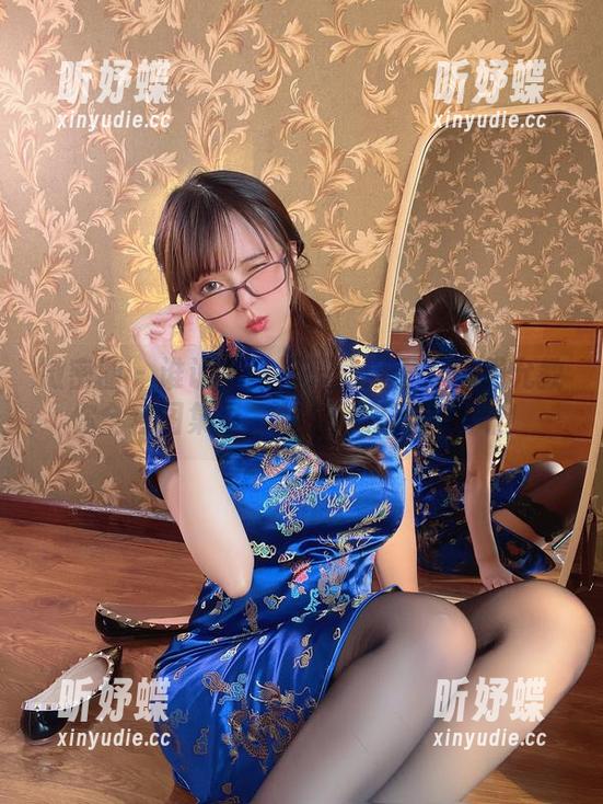 微密圈 - 谁说双马尾只能青春？张思允教你全套图集里，怎么把它玩出韵味！