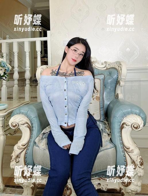 微密圈 - 都说女友是最好的搭配，看看张老师的原图和套图，你会不会也有点心动？