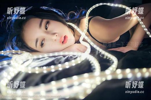推女神 - 《免费欣赏Yumi尤美双马尾图片》，脑海里一下子有好多想法…