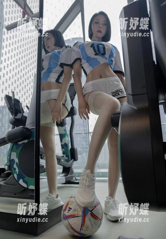 微密圈 - 听说果儿Victoria的新作品集来了，清纯度一绝！