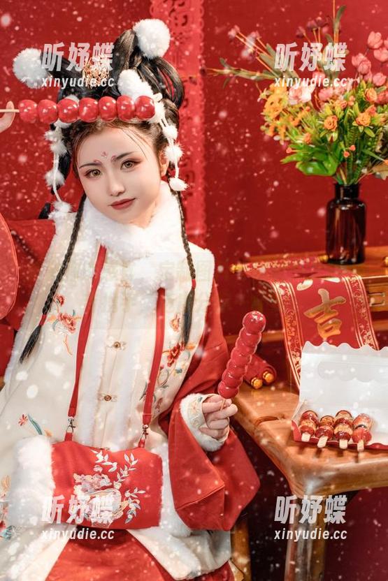 刺激你的感官，定制图片与爆机少女喵小吉携手，魅魔分你一杯羹！