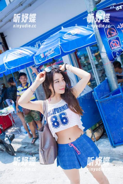 爱蜜社 - 许诺Sabrina系列：这女友看起来真不错，不过也是靠高清美图帮衬吧？