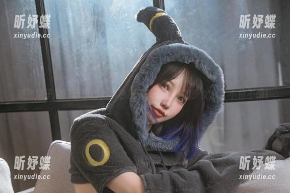 狐洛洛子的高清图册，水色猫猫头直击我的少女心，不怕不怕！