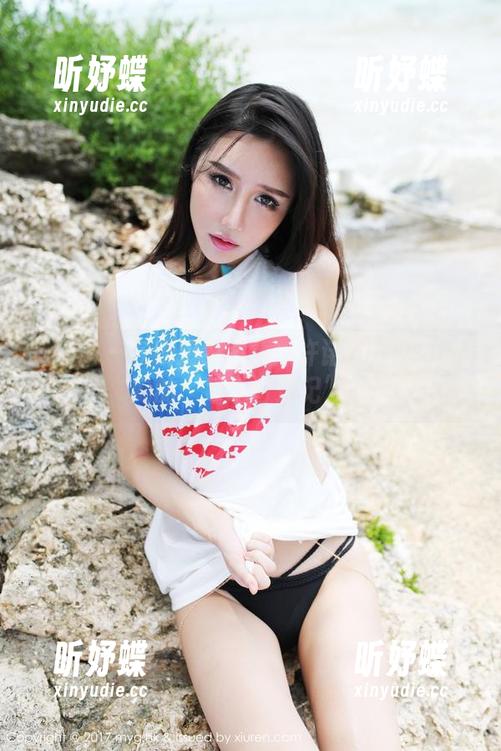 美媛馆 - 在线奶牛图集：许诺sabrina和她的‘草地奇遇记’！