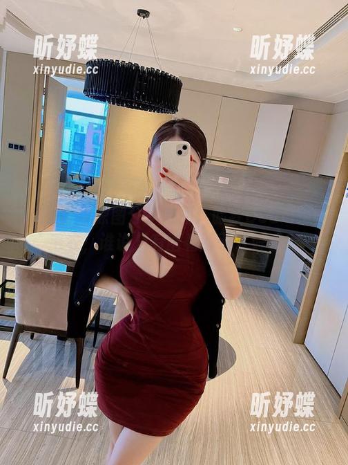 微密圈 - 原图分享时间！脸红Dearie的毛衣，谁说只有围着脖子才好看？