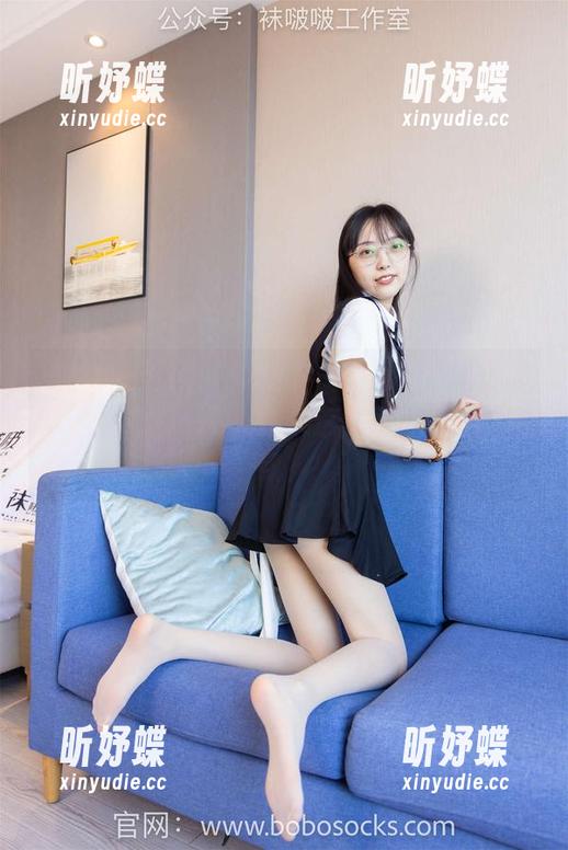 袜啵啵 - 图集专属：“小甜豆”和她的单腿黑丝，走一遭，难道这就是传说中的精致？