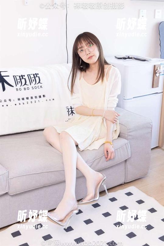 袜啵啵 - 我想问，甜甜圈和堆堆袜套到底有什么特殊关系，哈哈，听上去怪怪的！