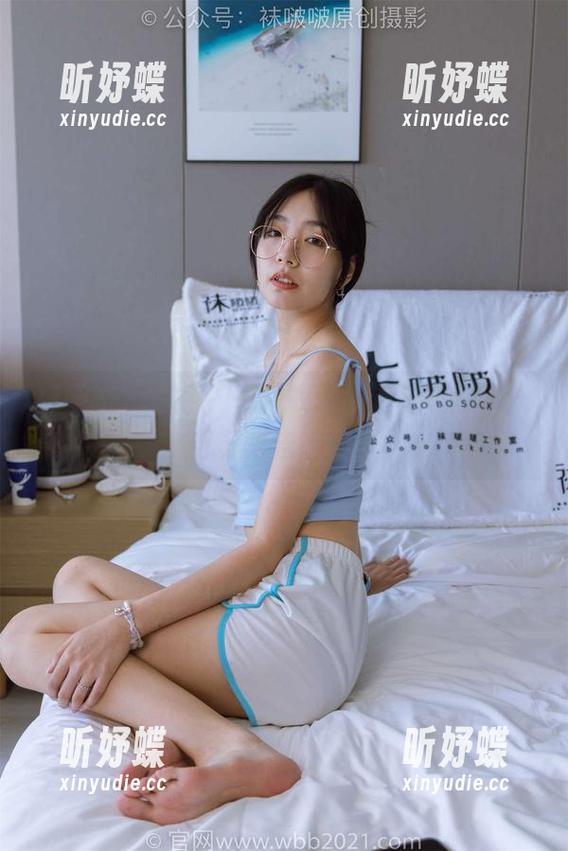 袜啵啵 - 白色，一件衣服，十种福利——苏苏来告诉你！