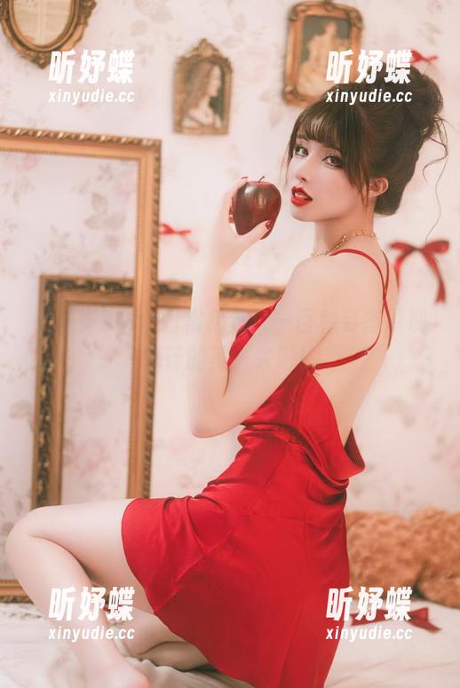 鹿八岁baby日常精选：一百种姿态展现琐碎的美，来吧！
